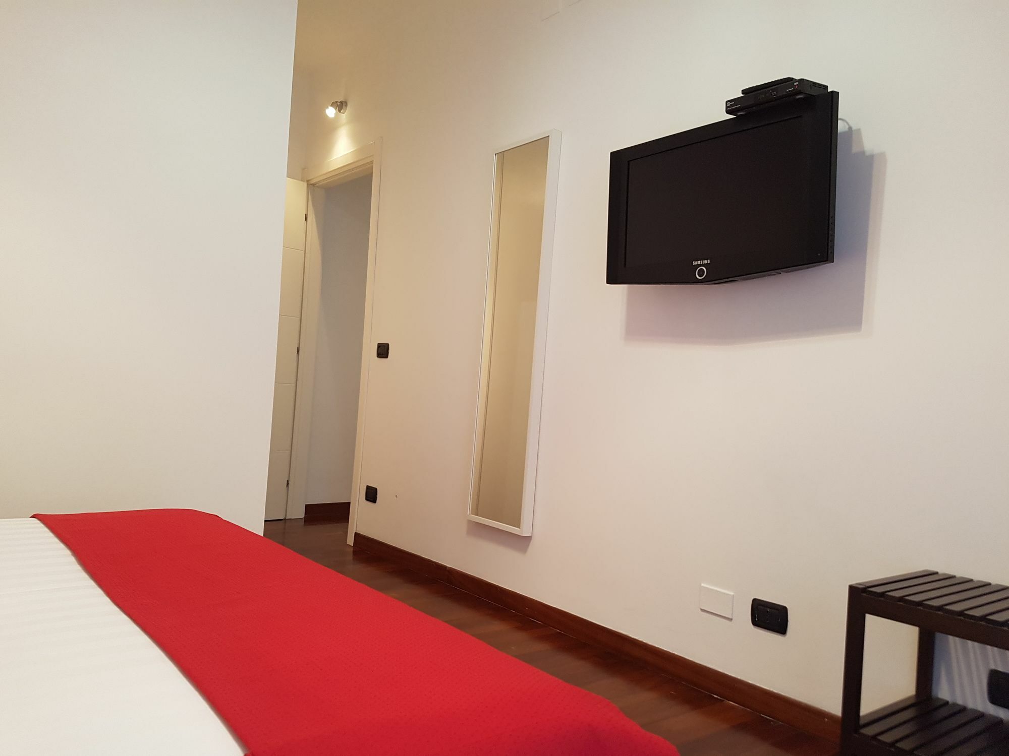 Stoccolma 11 Airport And Fiera Apartment Fiumicino Bagian luar foto