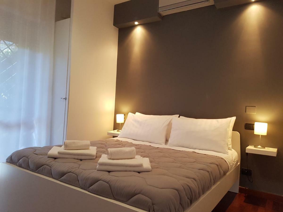 Stoccolma 11 Airport And Fiera Apartment Fiumicino Bagian luar foto