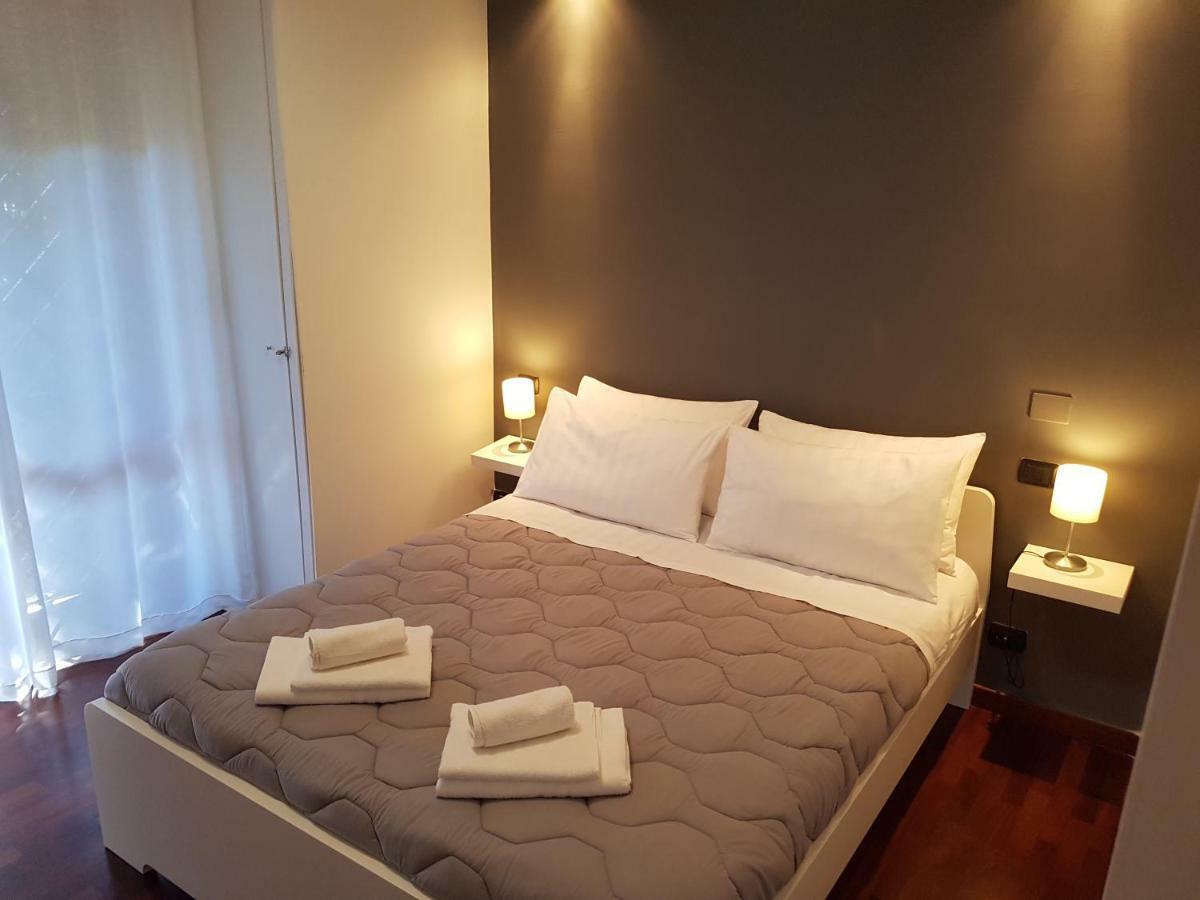 Stoccolma 11 Airport And Fiera Apartment Fiumicino Bagian luar foto